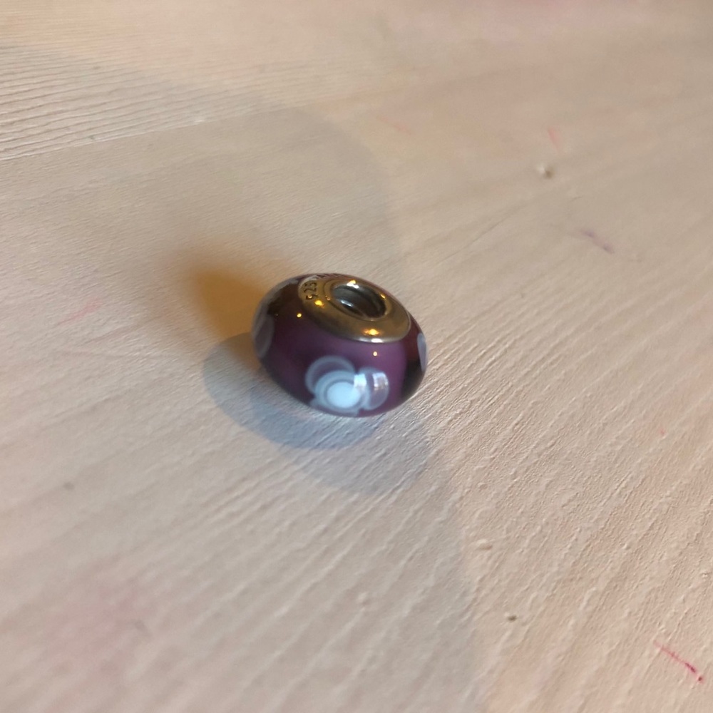 Pandora Purple Flower Glass Bead